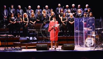 Ciak si canta: applausi per la Corale Ciak si canta: applausi per la Corale