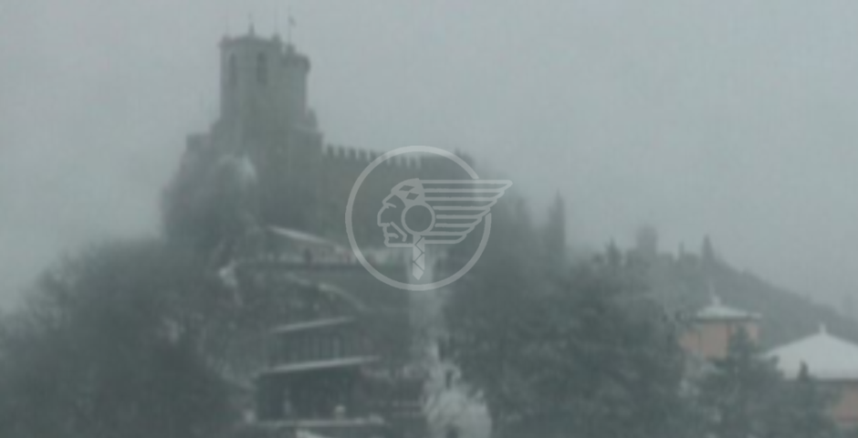 Foto in diretta: San Marino Città coperta dalla neve