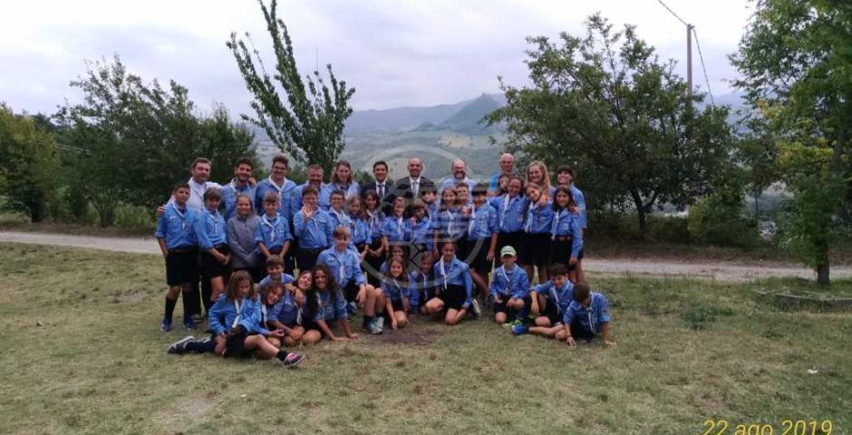 Reggenti al campo scout dei lupetti di Borgo Maggiore Reggenti al campo scout dei lupetti di Borgo Maggiore