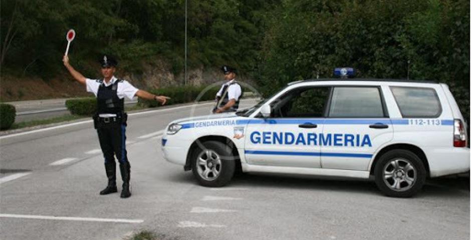 Violano le norme anti-contagio: sul Titano denunciate 52 persone Violano le norme anti-contagio: sul Titano denunciate 52 persone