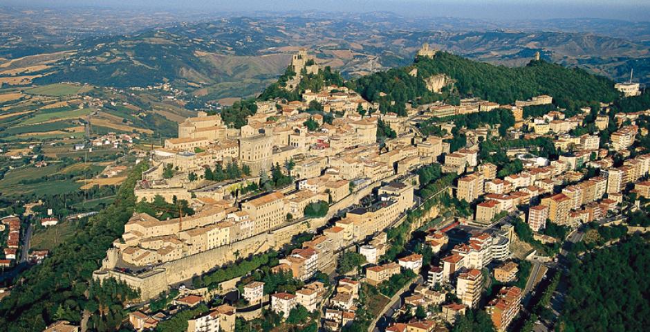 Dimissioni di massa, crisi di governo e voto anticipato sul Titano Dimissioni di massa, crisi di governo e voto anticipato sul Titano